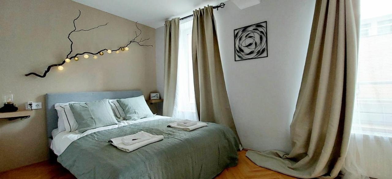 A+ Budapest Downtown Apartments ภายนอก รูปภาพ